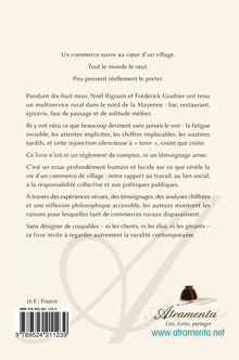 4�me de couverture de "Au cœur du village, &agrave; l’&eacute;cart du monde"